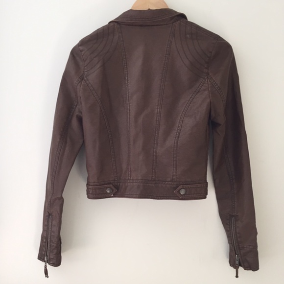 Faux Leather Crop Jacket - Picture 2 of 2